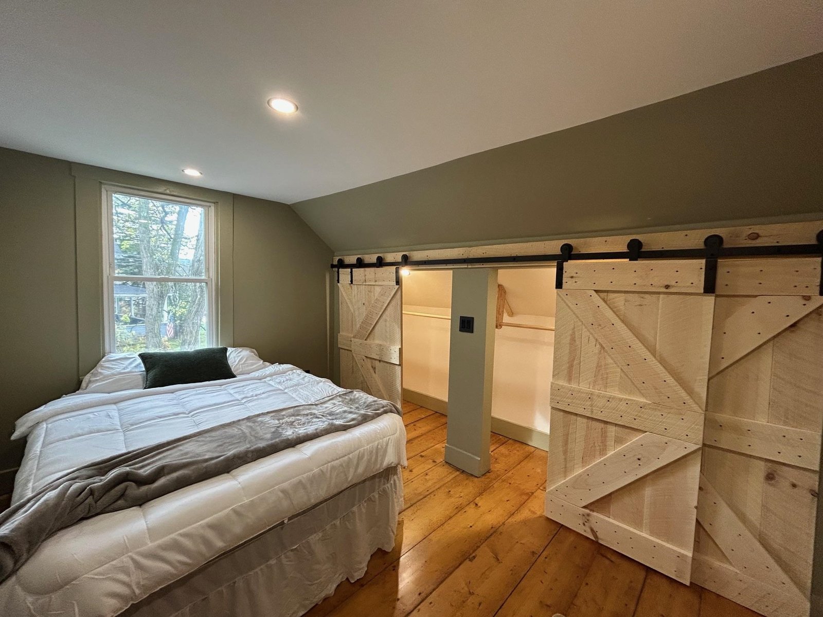 Bedroom 4 of 4 closets