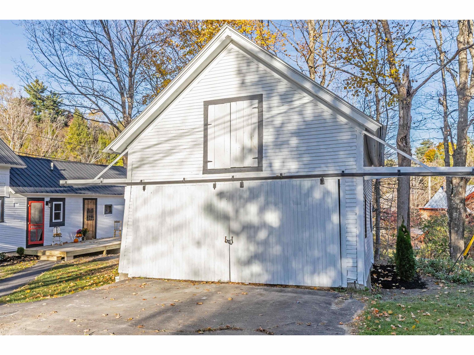 Barn/garage you choose