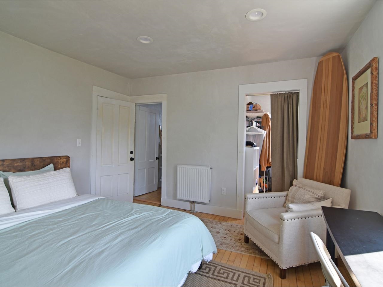 Walk-in & bath