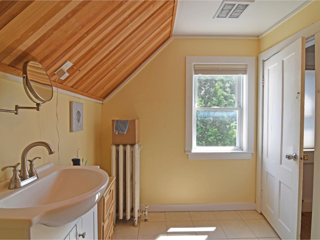 Sunny bathroom