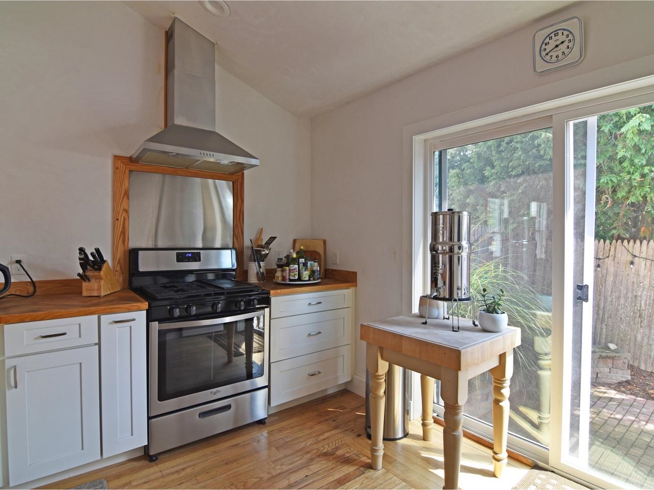 Vaulted kitchen space