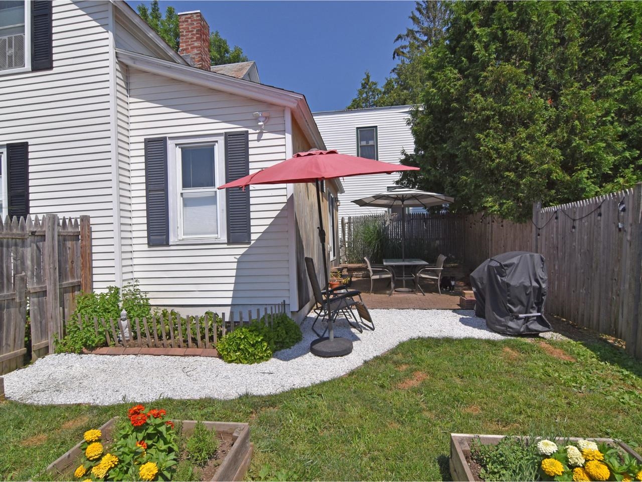 Lovely fenced outdoor space