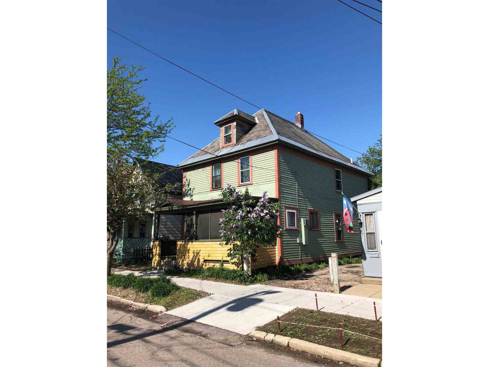 19 St. Louis Street