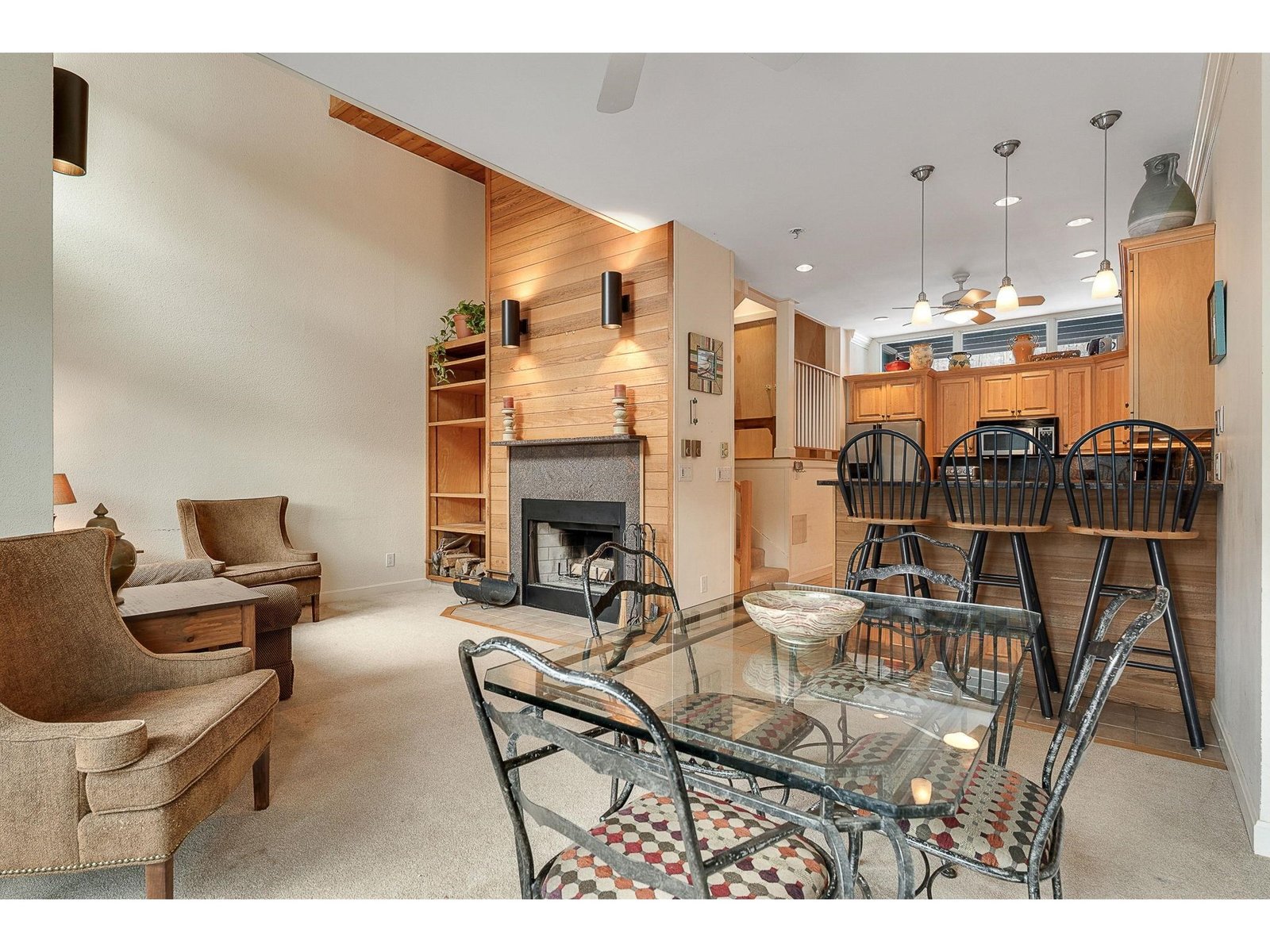 19 Timberline Drive, Unit 9