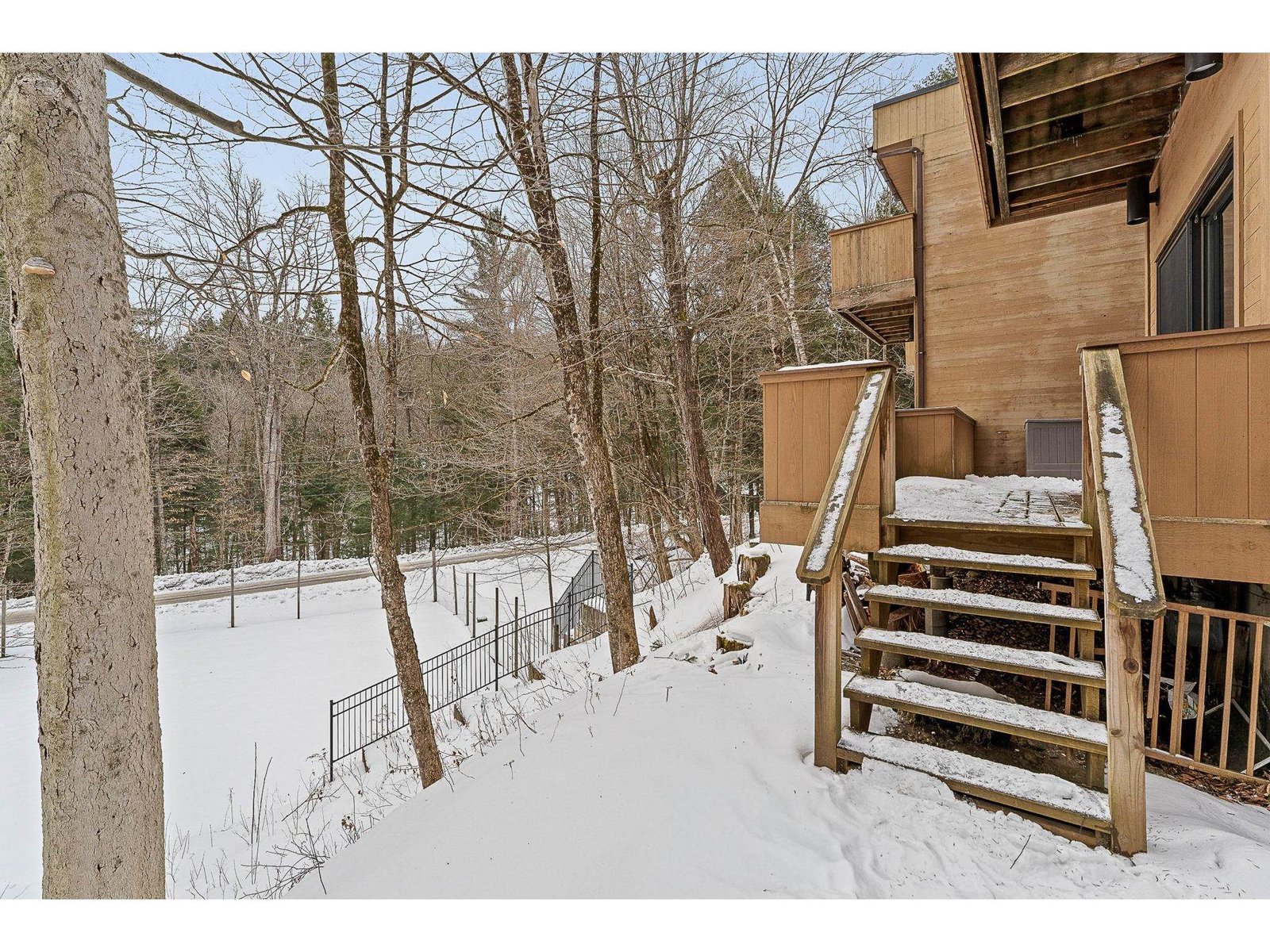 19 Timberline Drive, Unit 9
