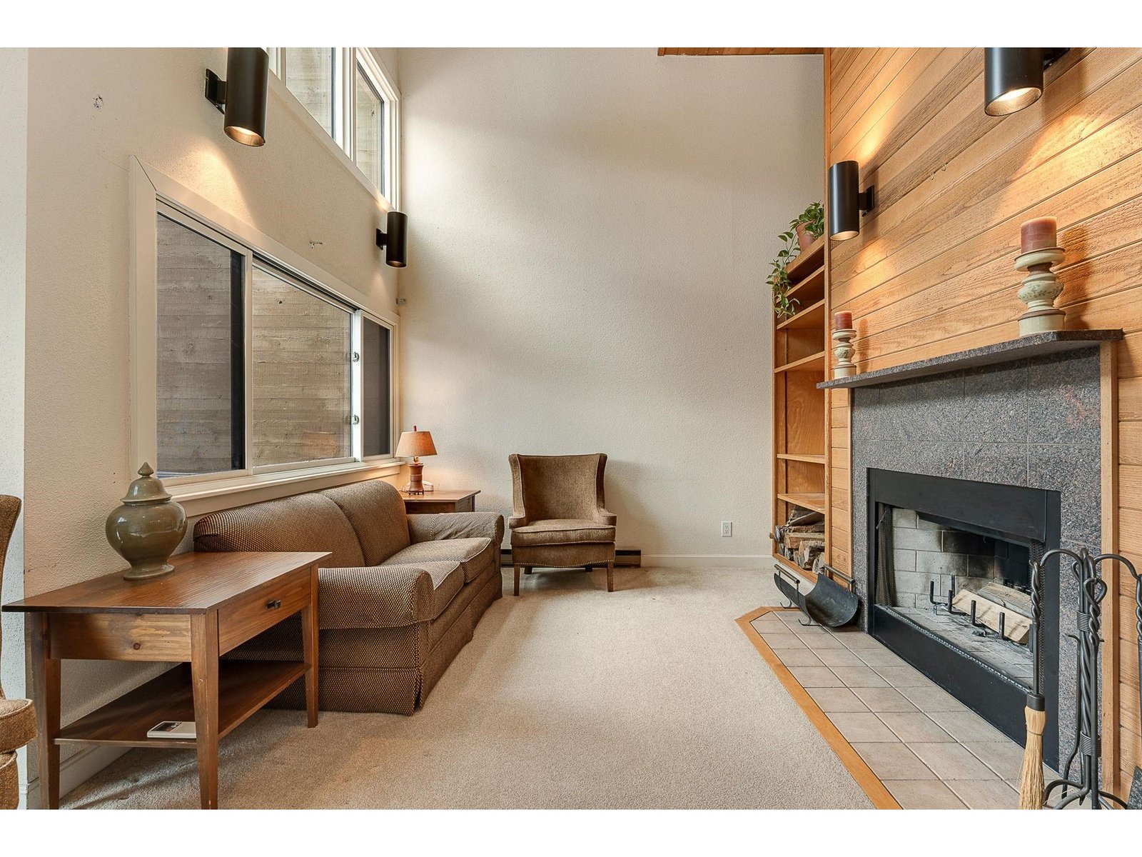 19 Timberline Drive, Unit 9