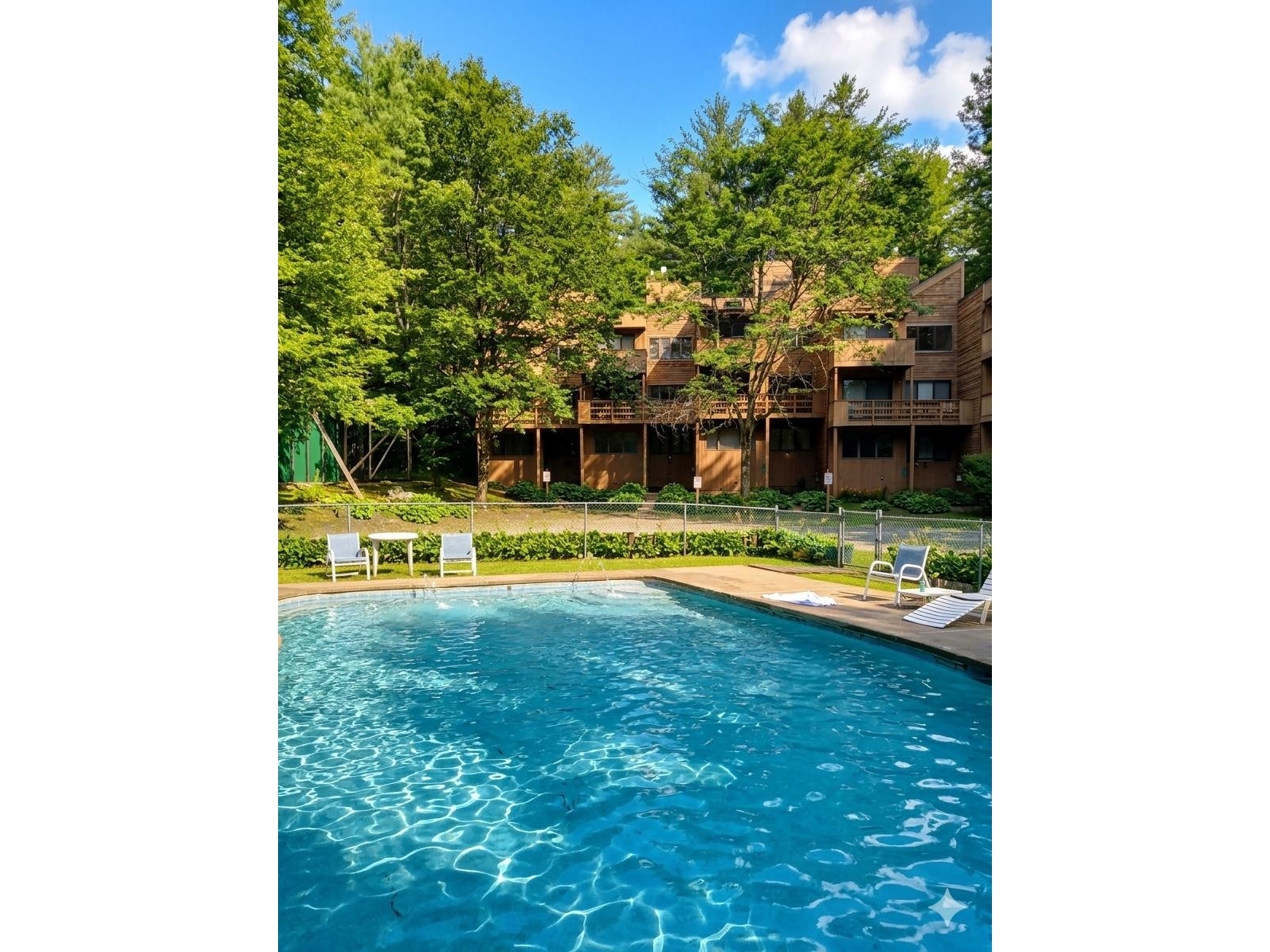 19 Timberline Drive, Unit 9