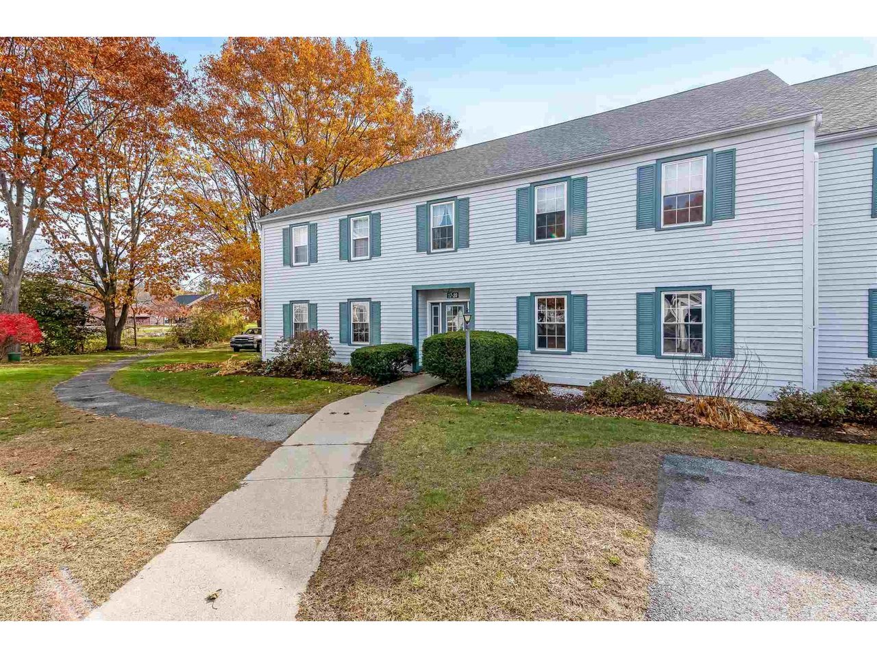 19 Twin Oaks Terrace