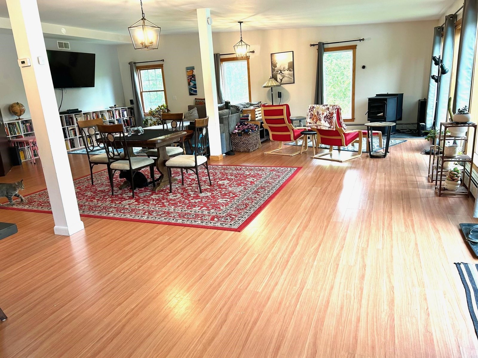 In home business in your thoughts?  Come check this home out...