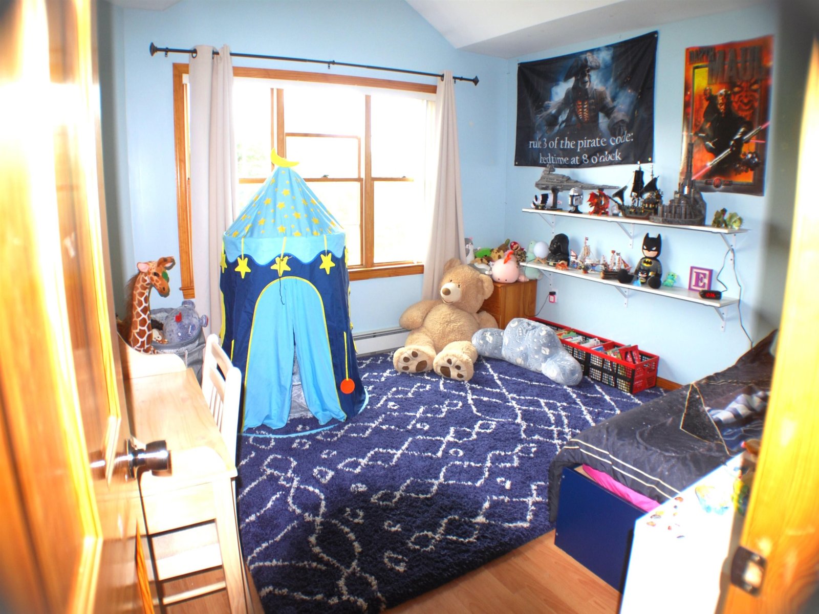 Spacious bedrooms w/ good closet space.