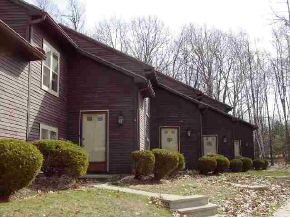 190 Oak Circle #1, Unit 1