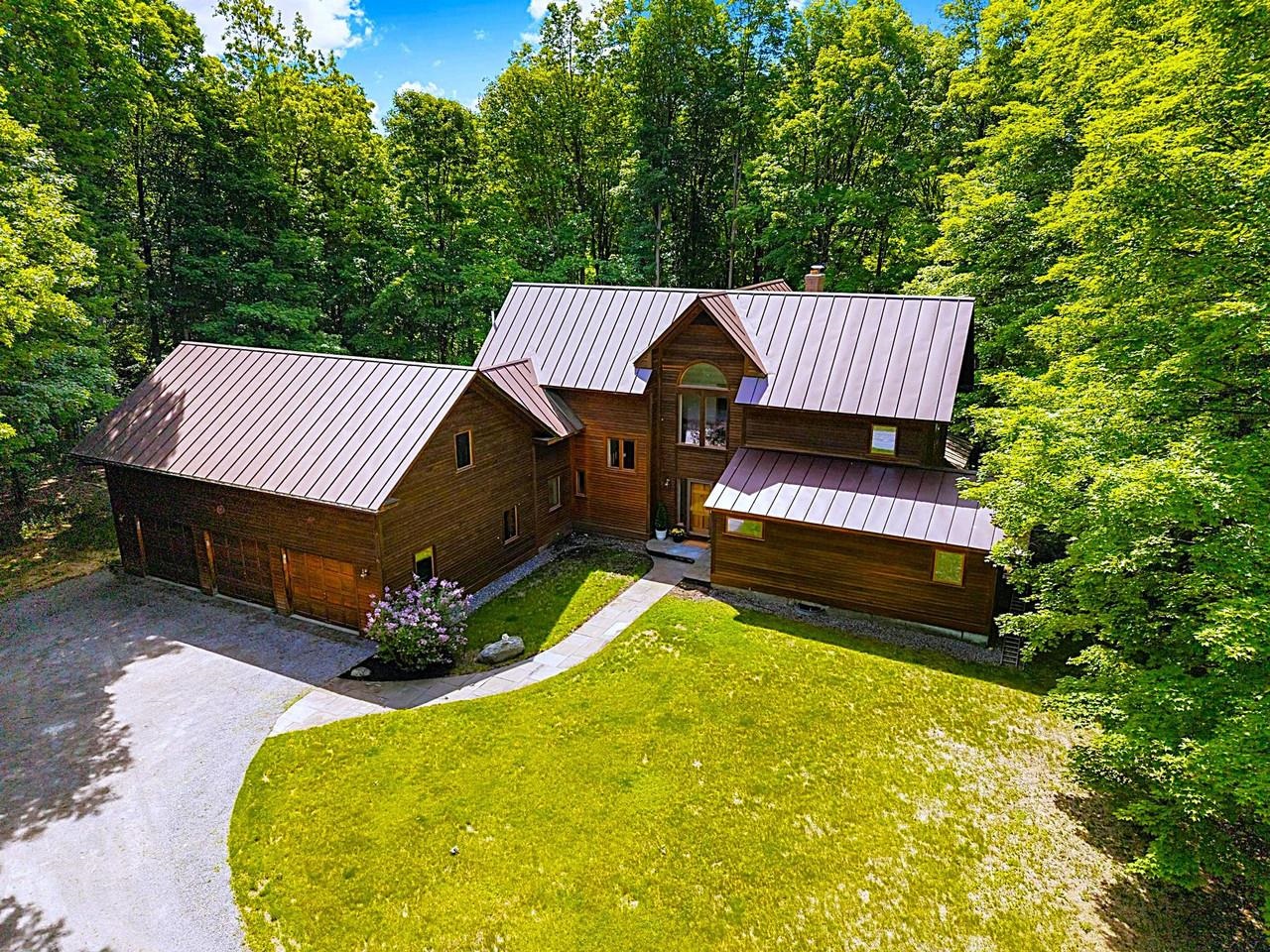 Custom contemporary on 5 acres