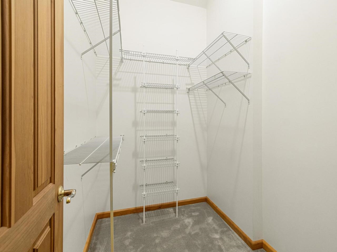 Large closet plumbed for bath