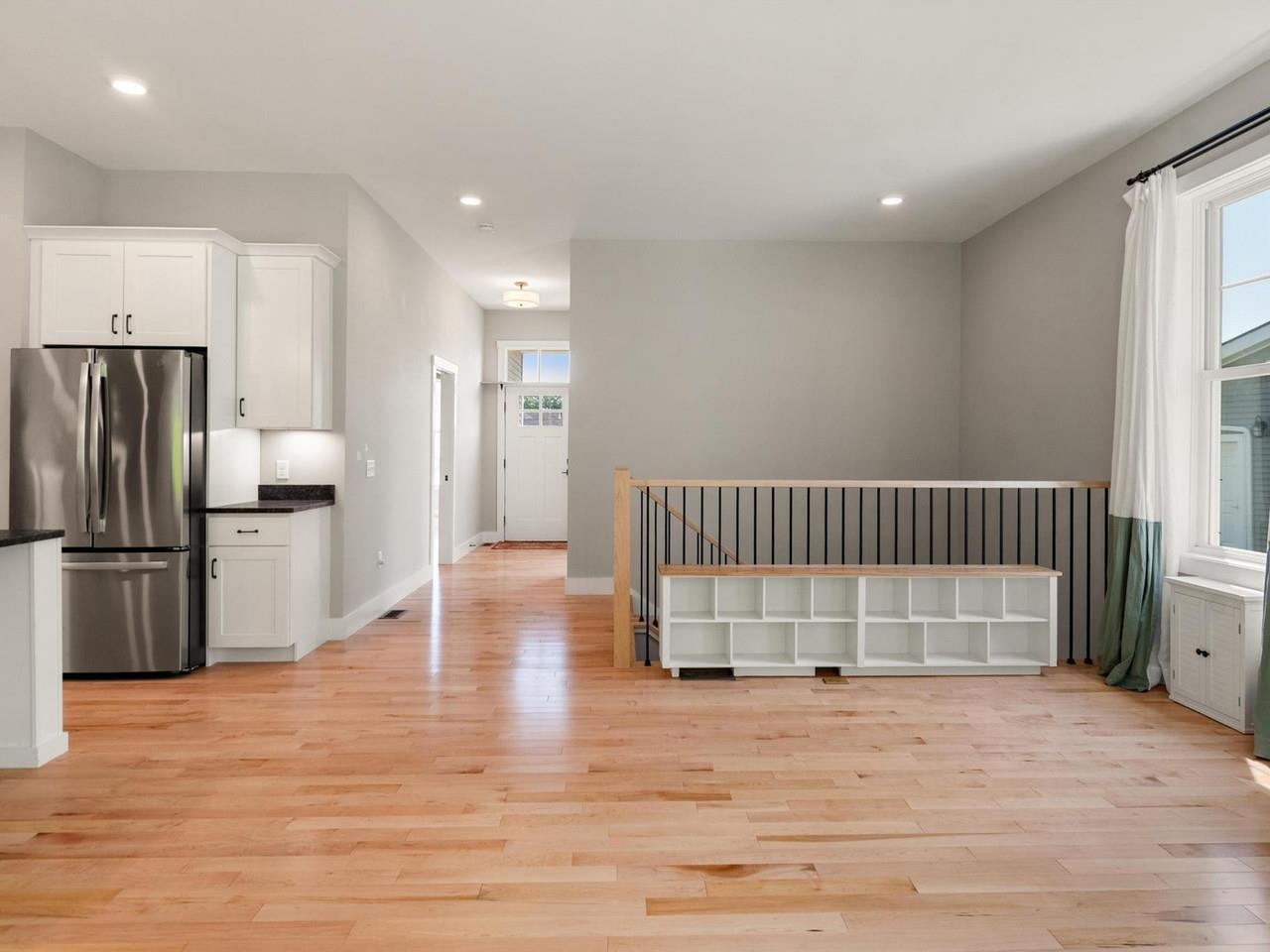 Open-plan with hardwood floor