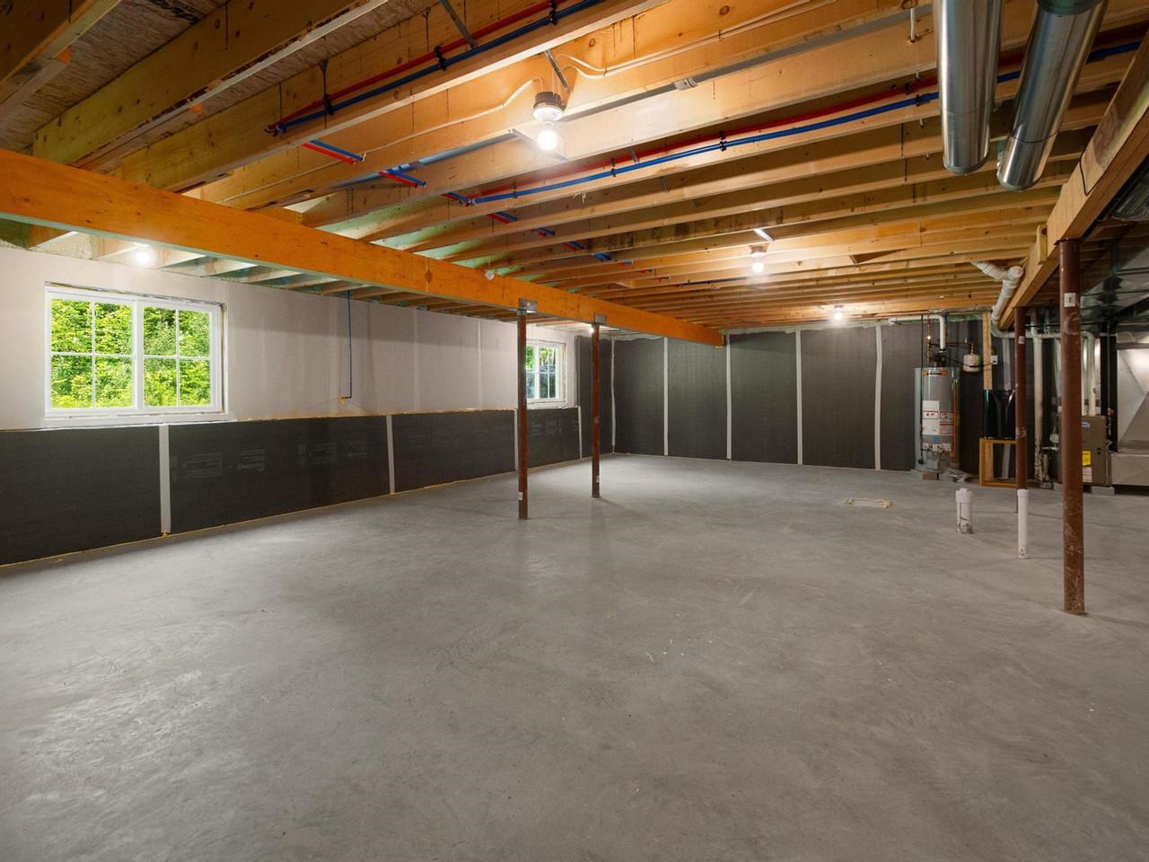 Spacious open basement