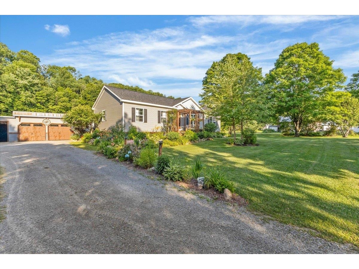 1916 West River Road