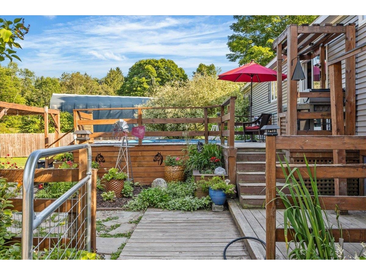 1916 West River Road