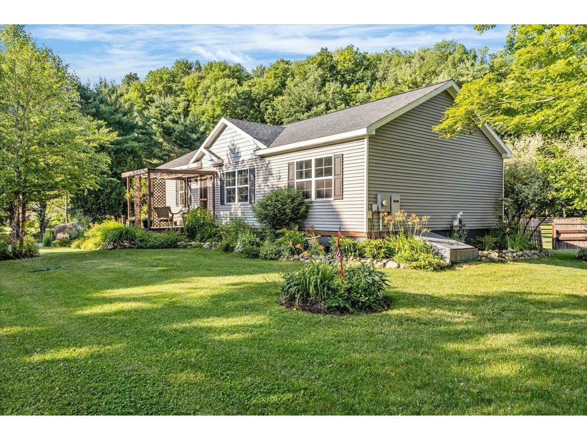 1916 West River Road