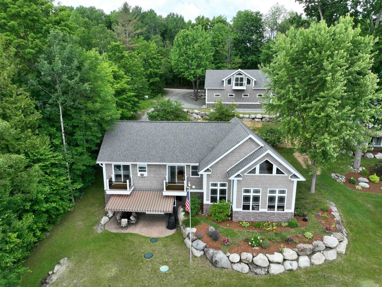 1923 East Echo Lake Road