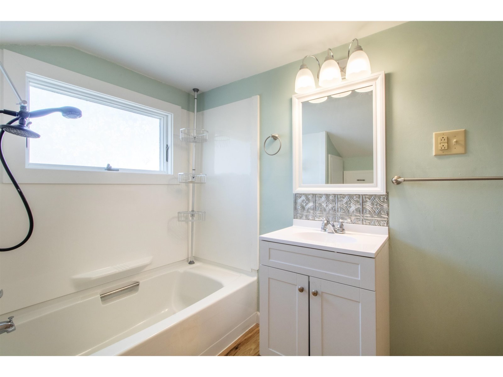 Remodeled Full Bath