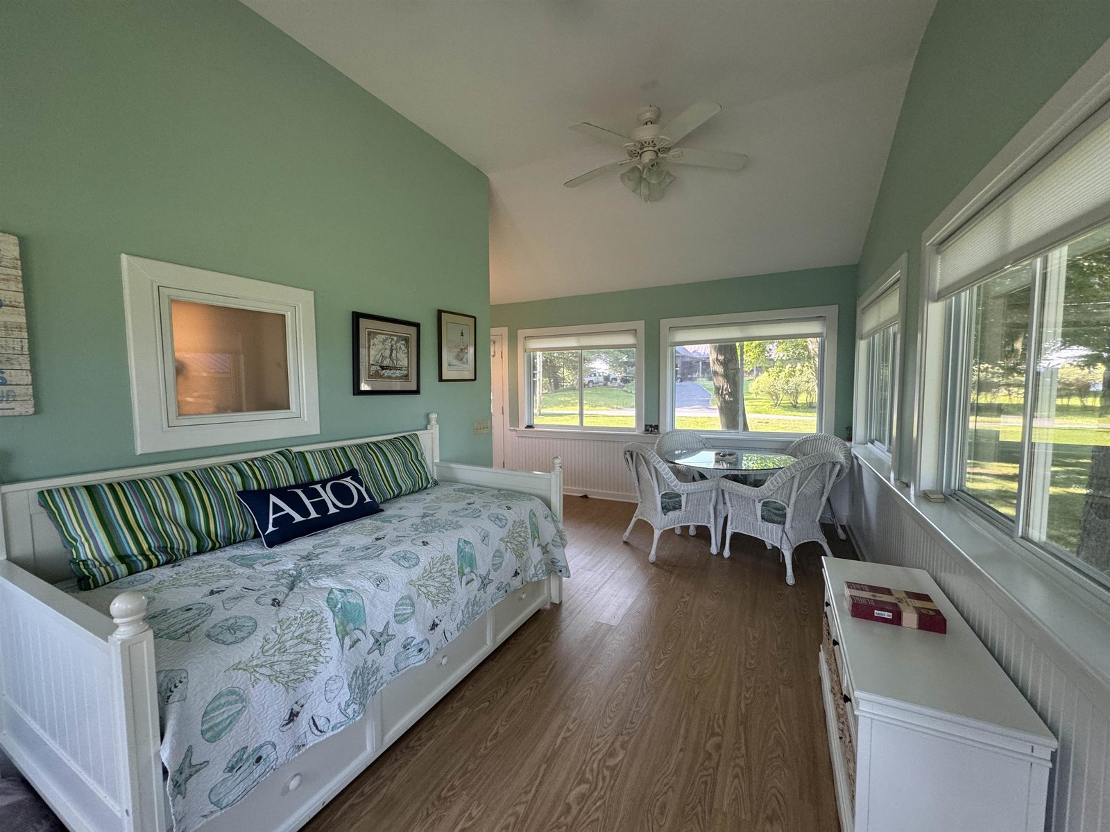 1926 Colchester Point Road