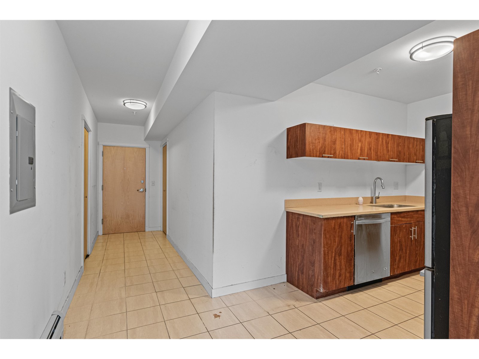 193 St. Paul Street, Unit 101