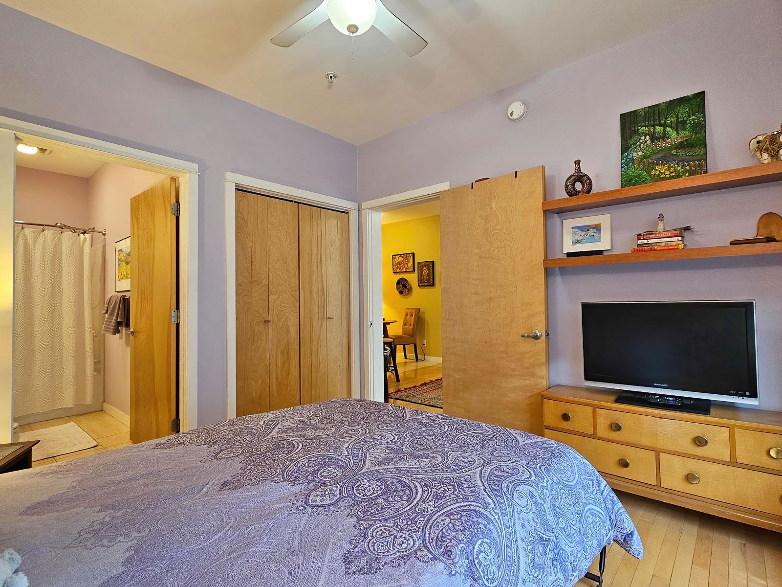 193 St Paul Street, Unit 205