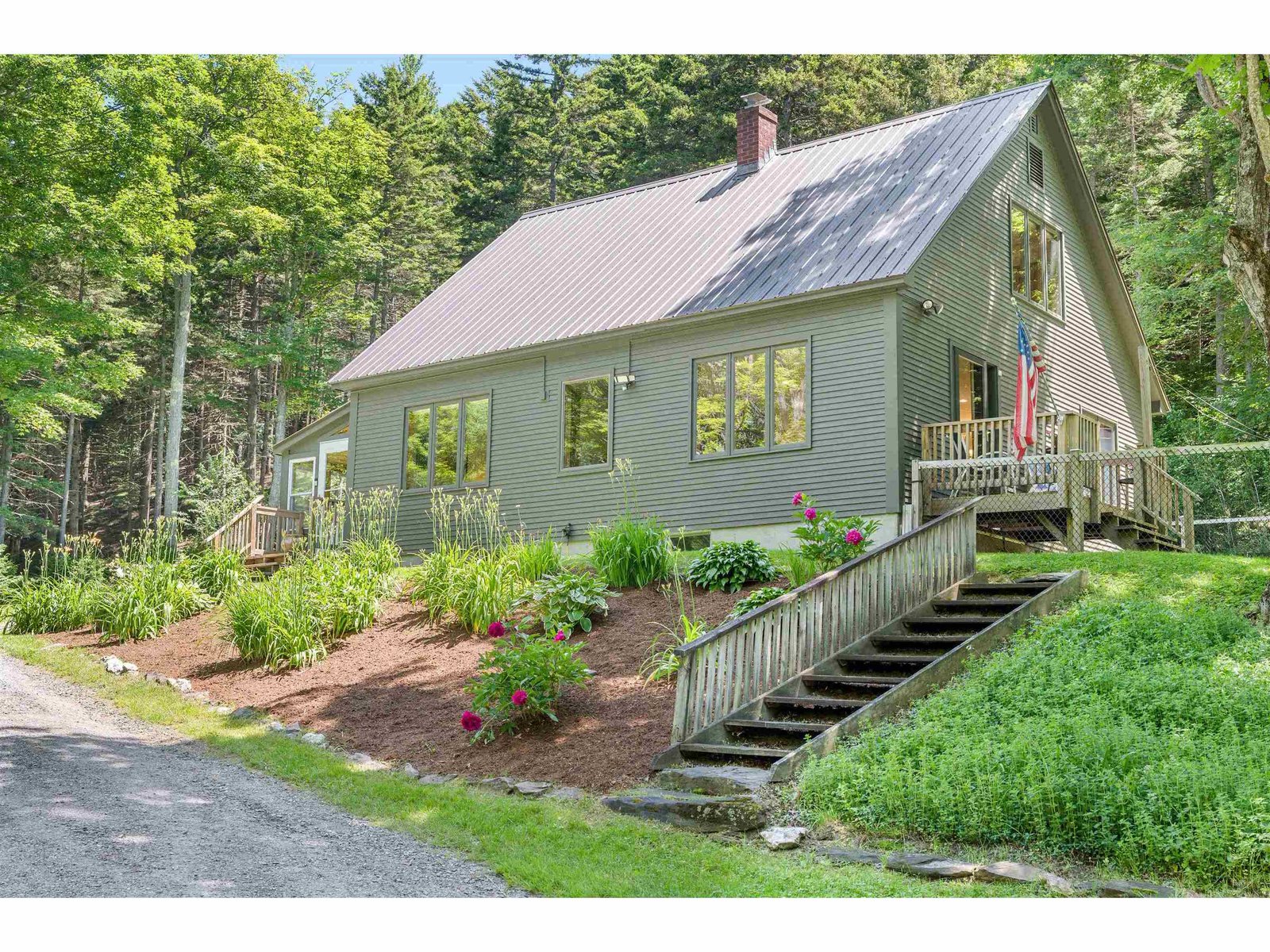 1945 Loop Road