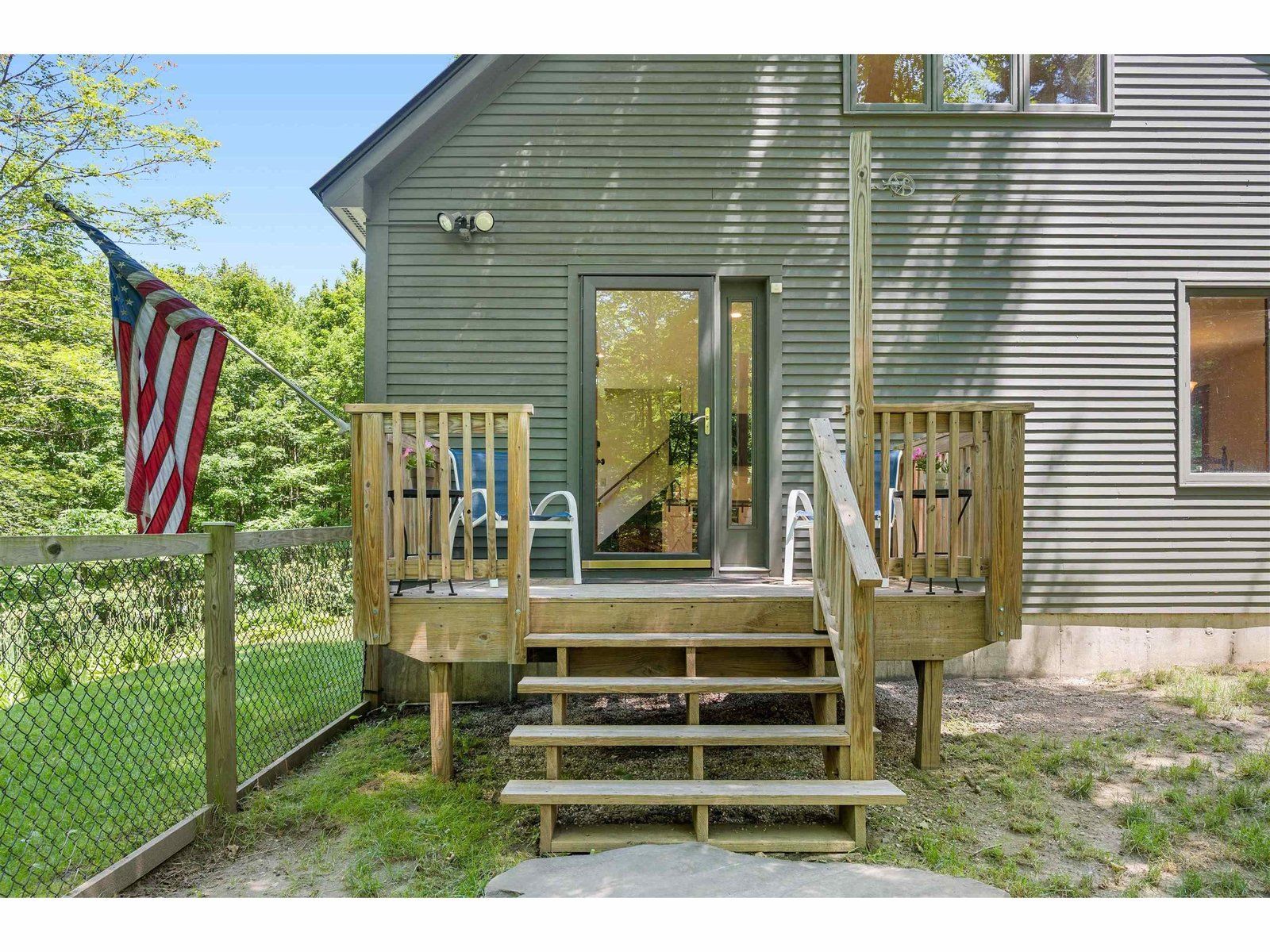 1945 Loop Road