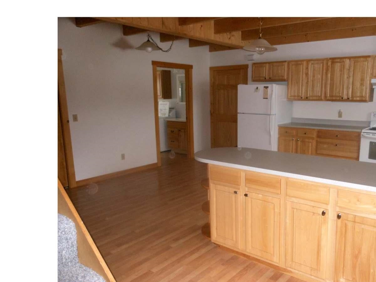 kitchen to west