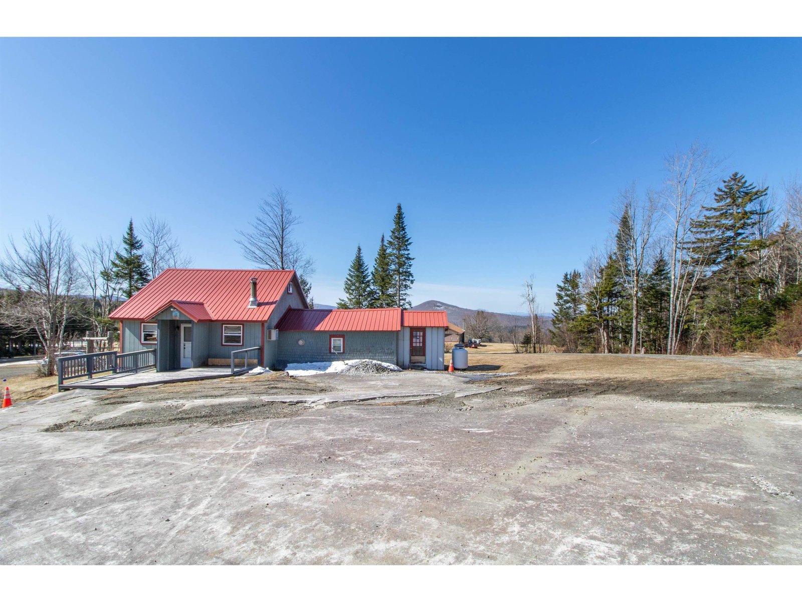 195 Curtis Road