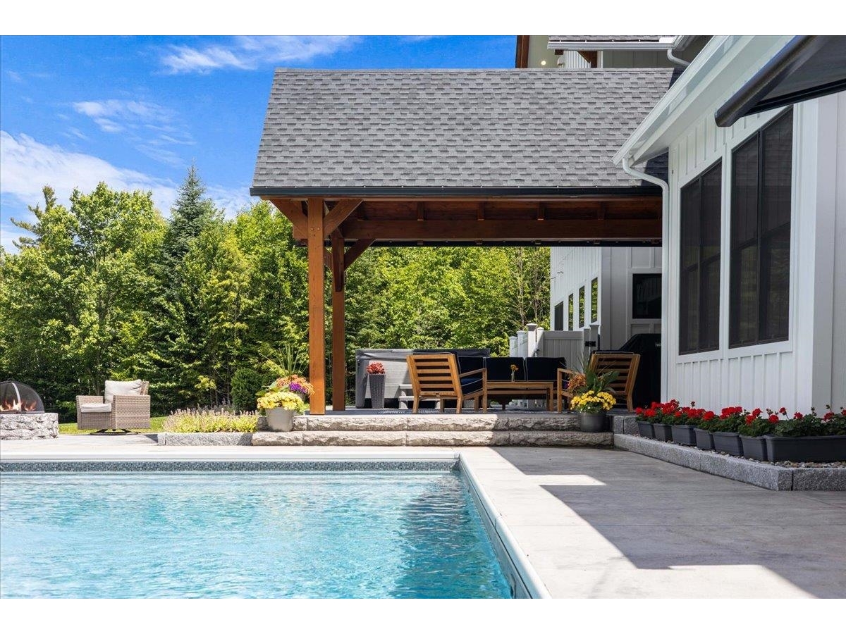 195 Elmore Mountain Road