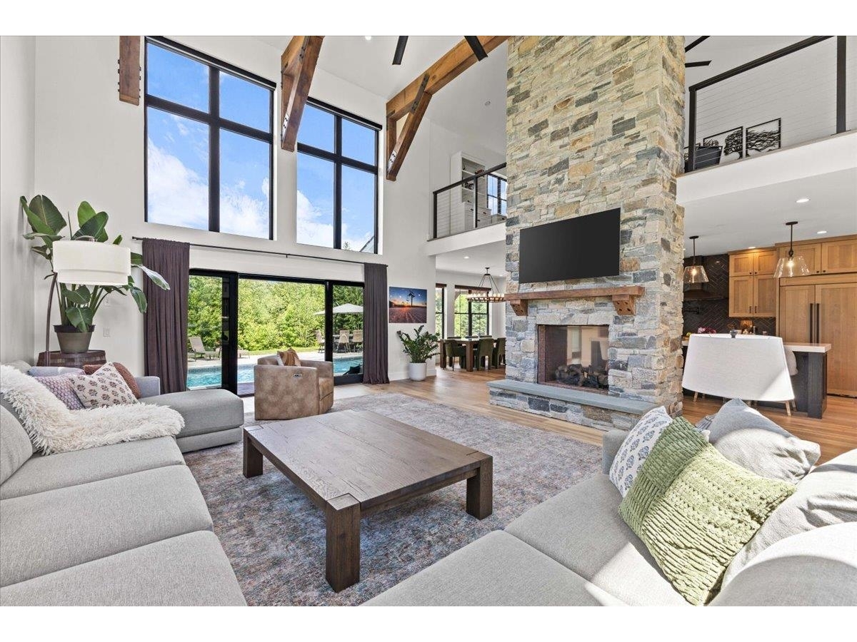 195 Elmore Mountain Road