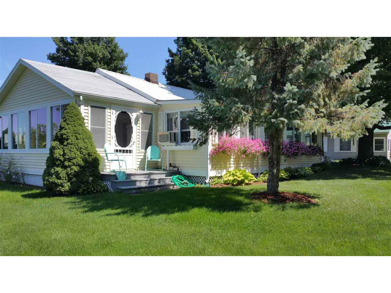 1952 Colchester Point Road, Colchester