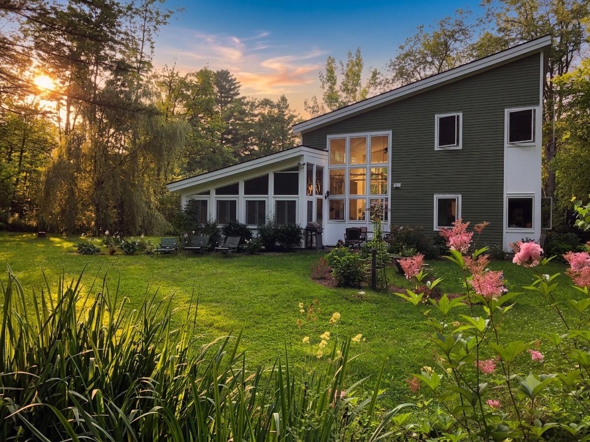 1954 Texas Hill Road, Hinesburg