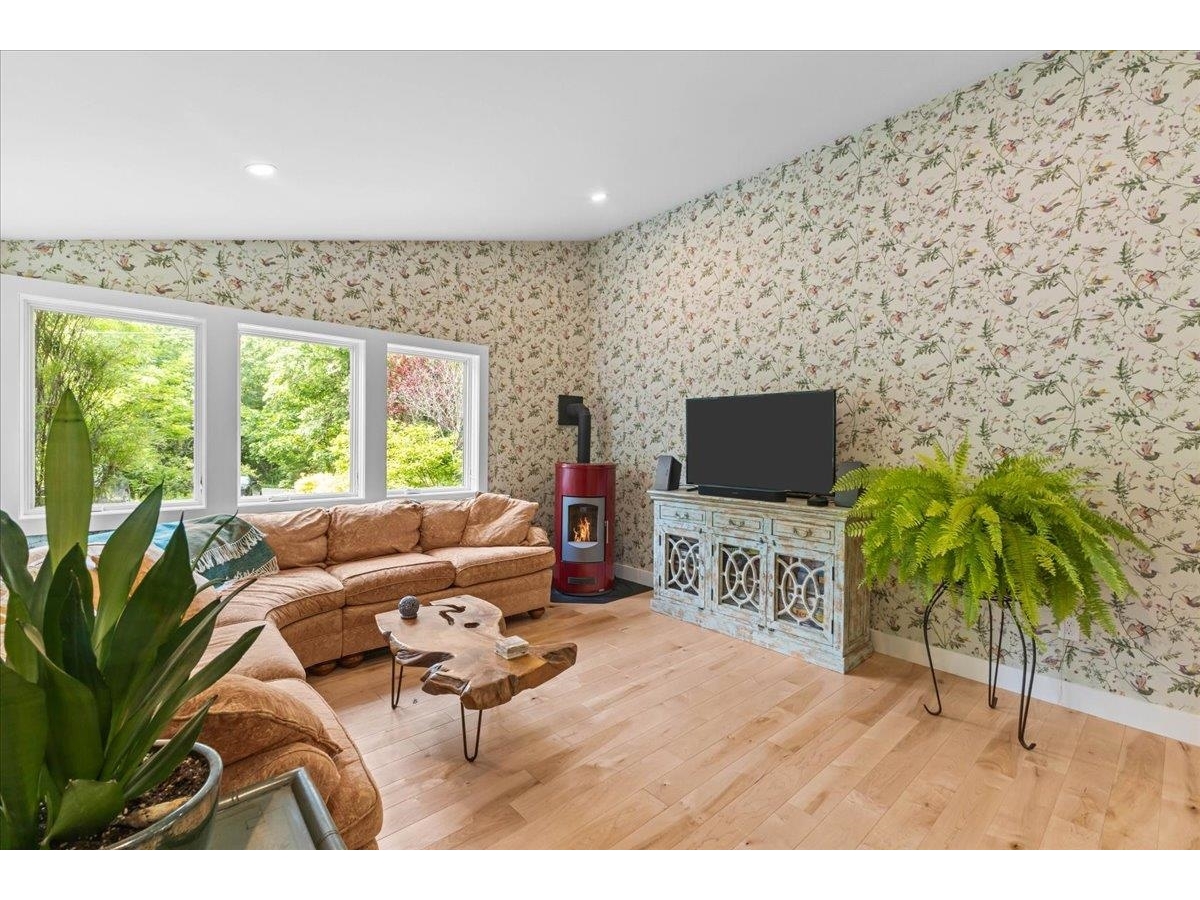 1954 Texas Hill Road