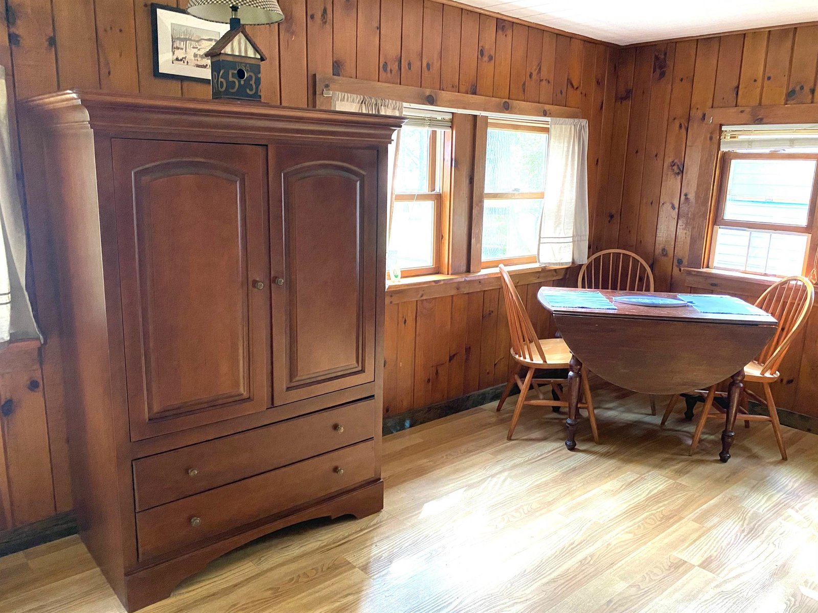 1957 Lake Dunmore Road