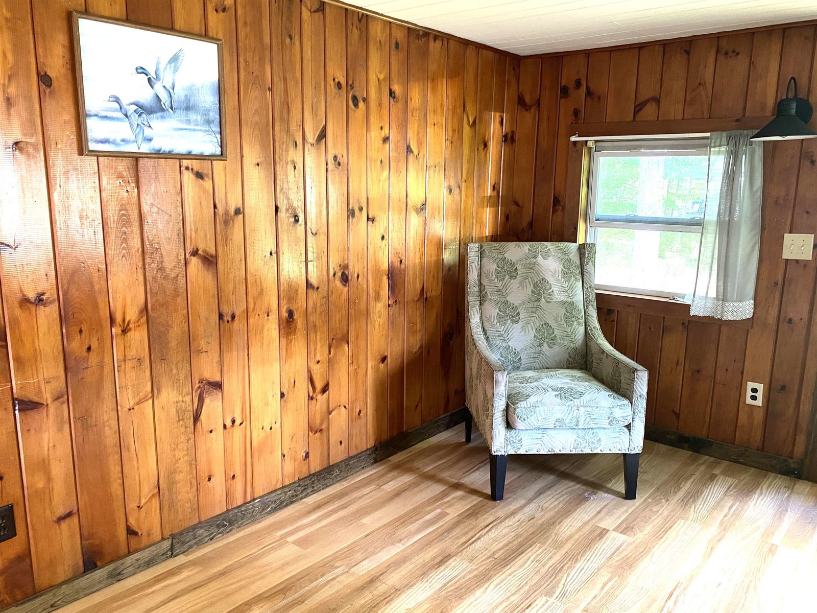 1957 Lake Dunmore Road