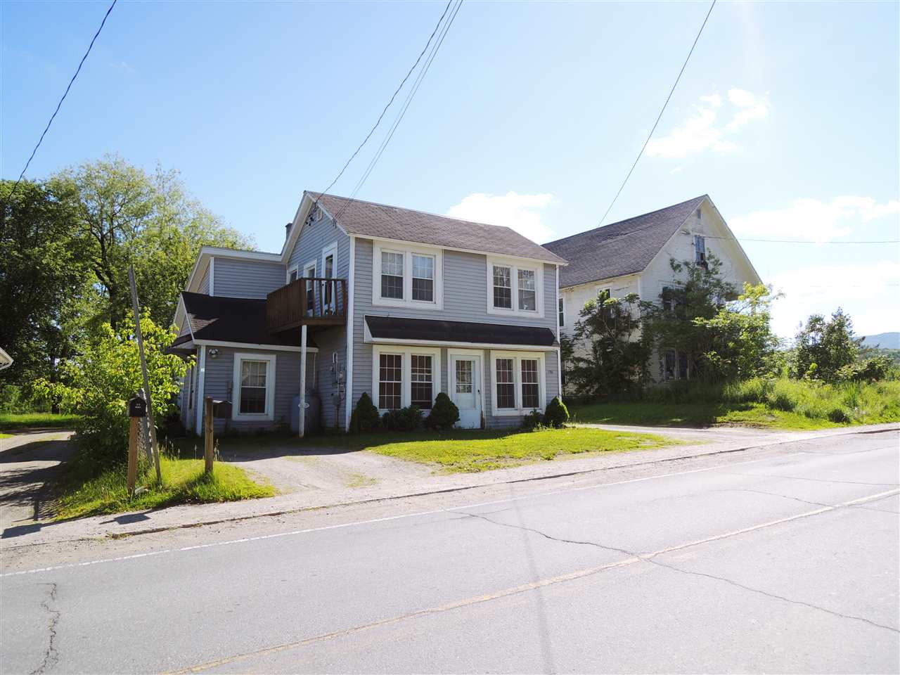 196 East Main Street
