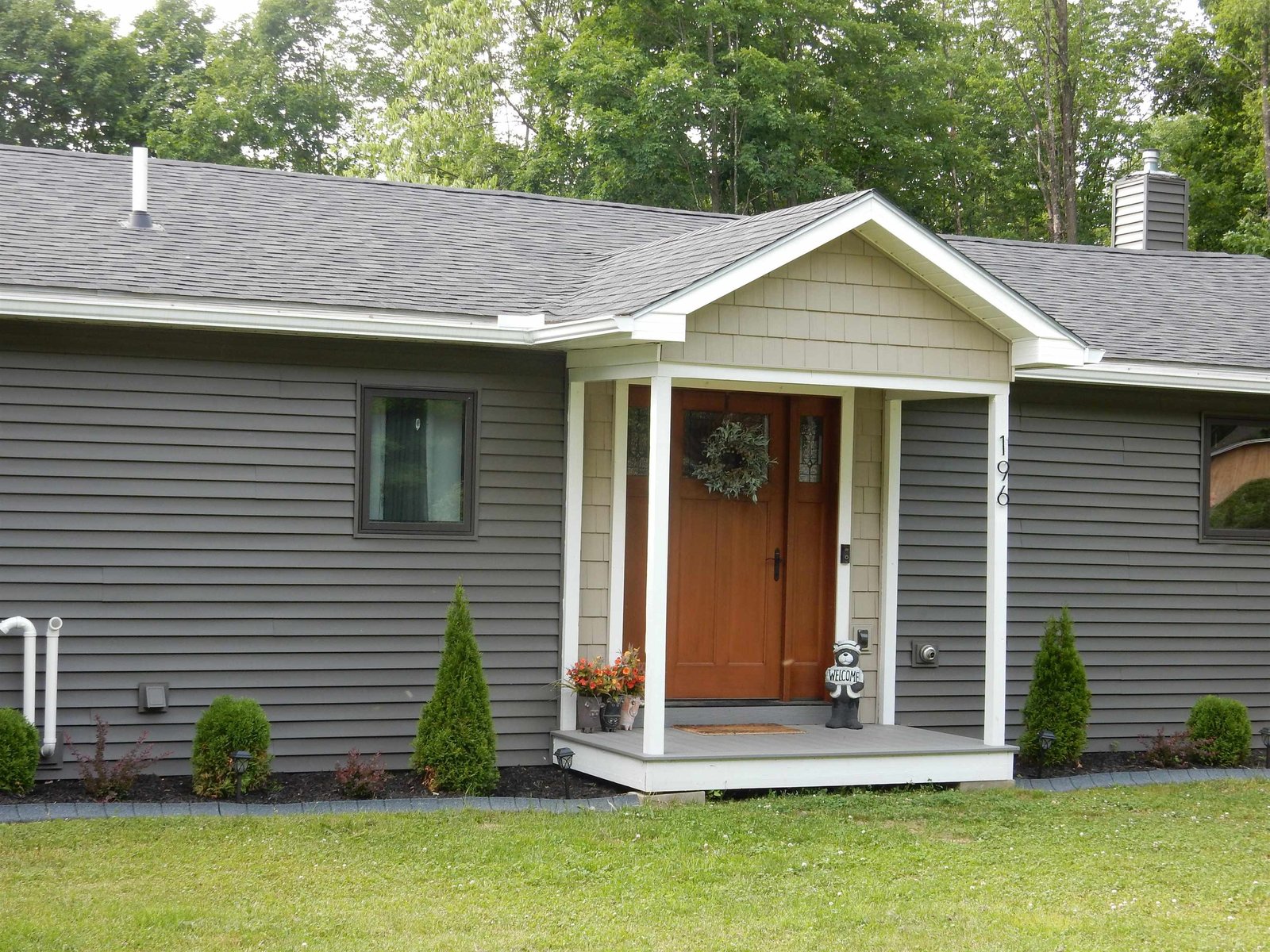 196 Louis Street