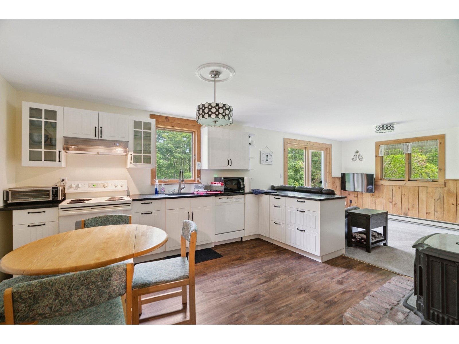 196 Powder Mill Road