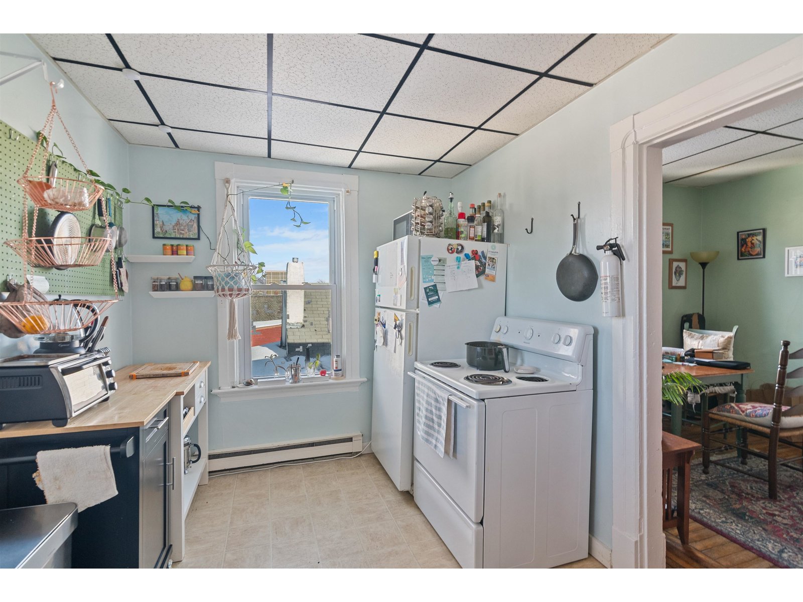 Unit #4 - Kitchen