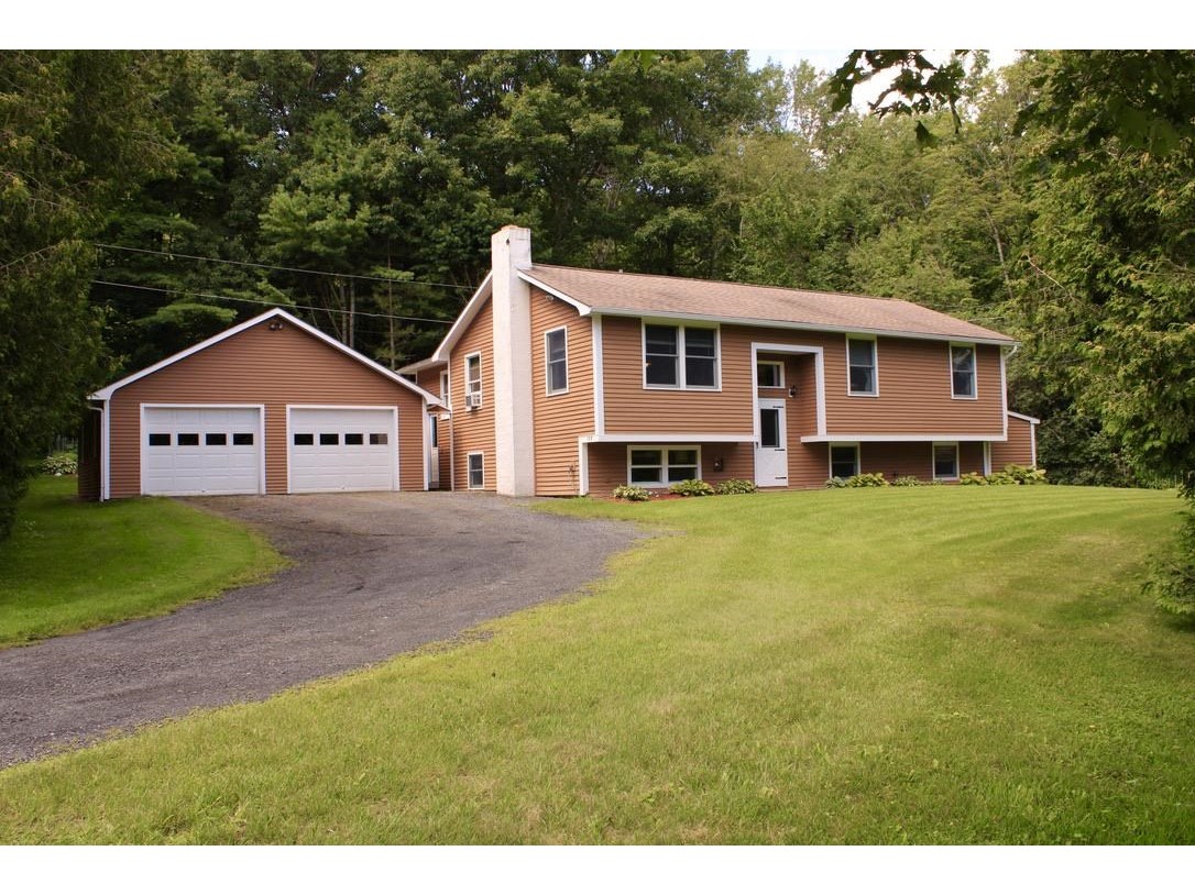 197 Colonial Drive, Middlebury 197 Colonial Drive, Middlebury