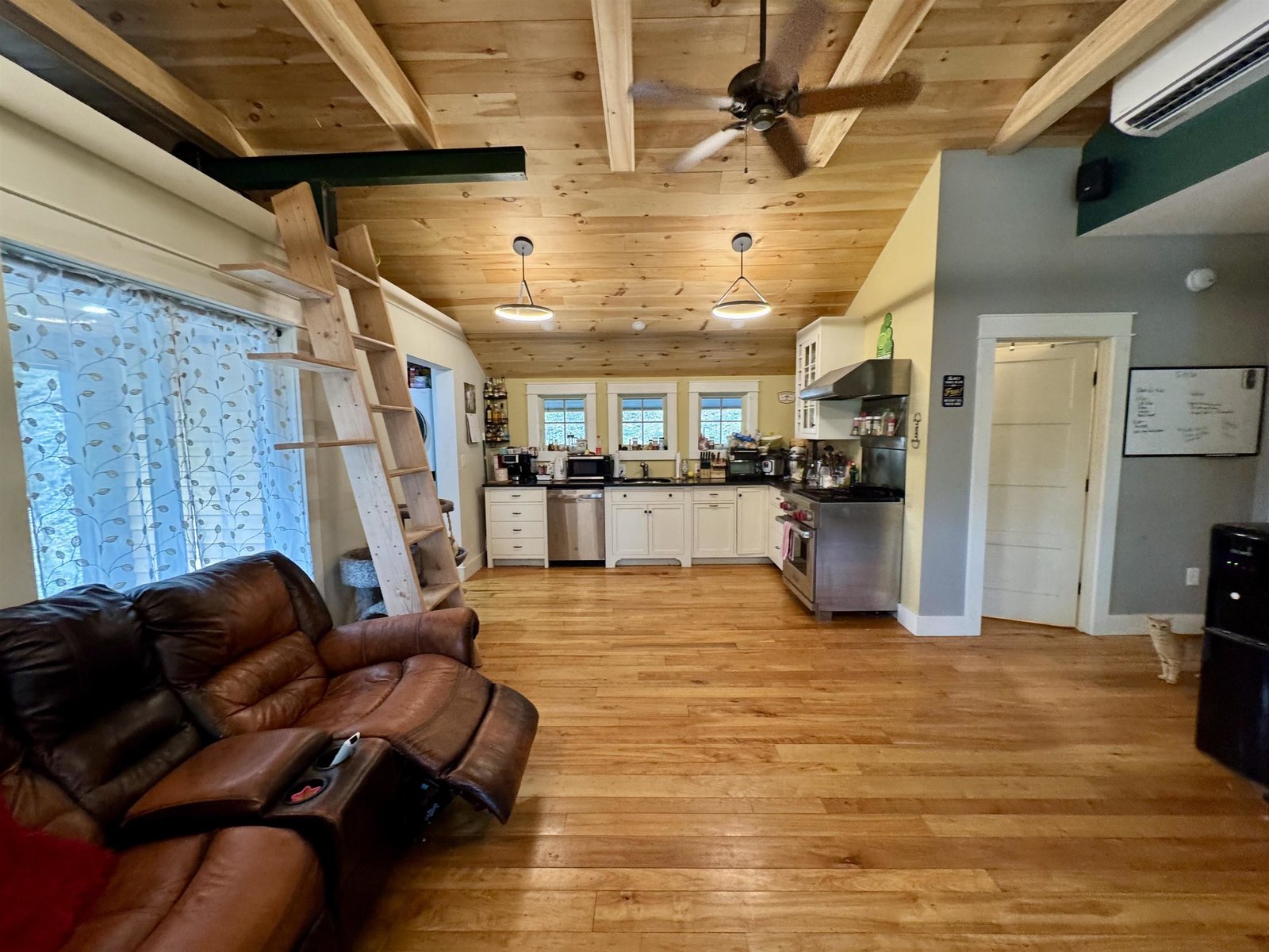 198 Brackett Road