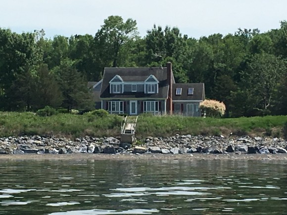 198 Elm Point