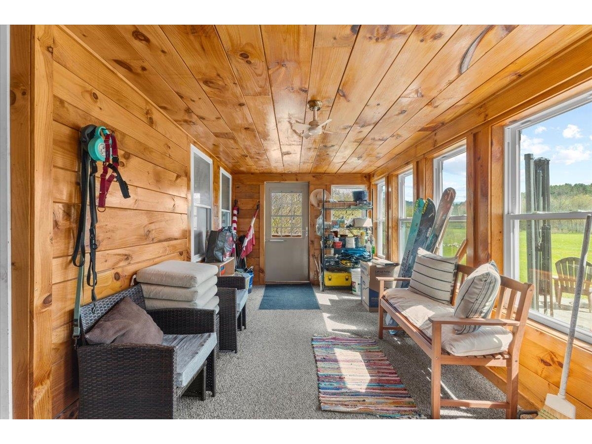 198 River Road