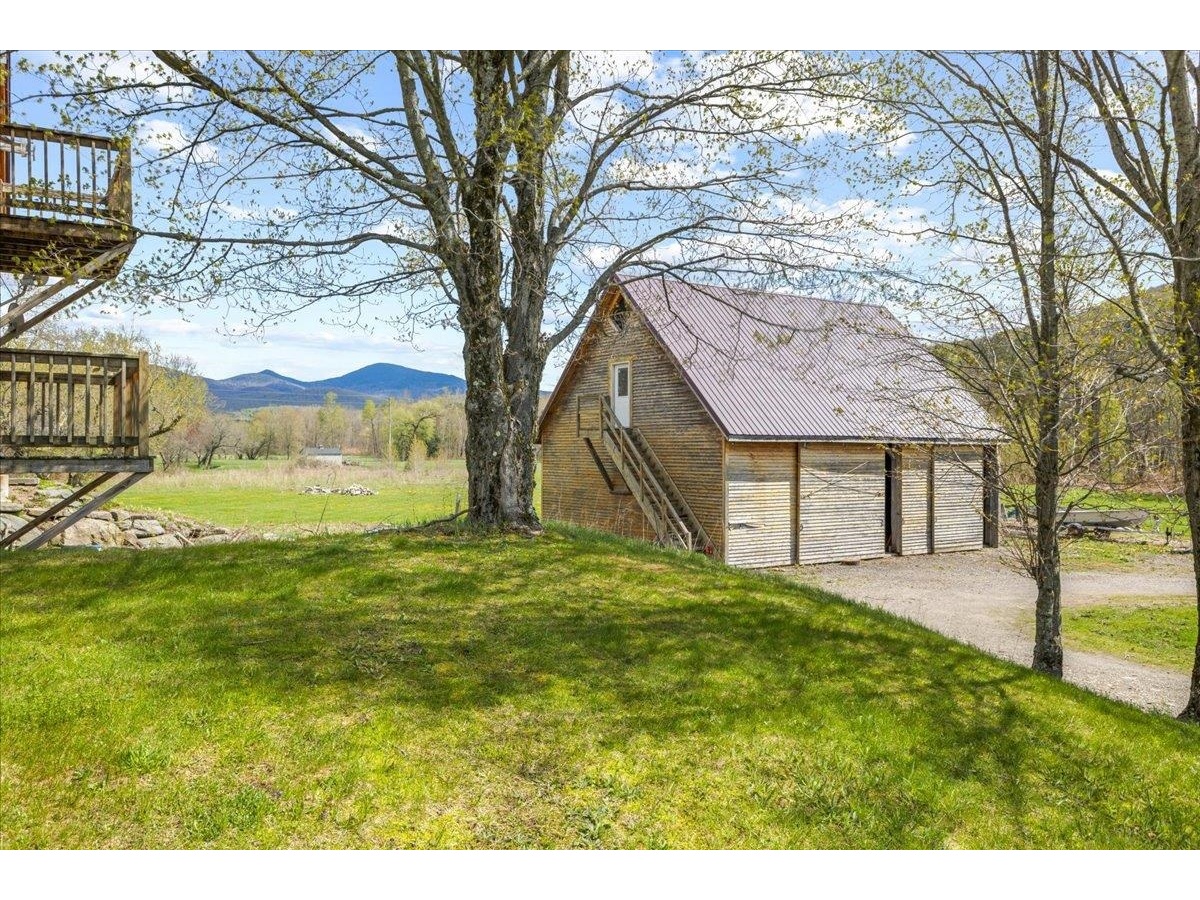 198 River Road