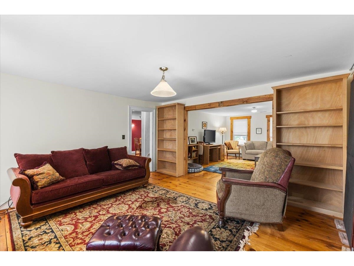198 River Road