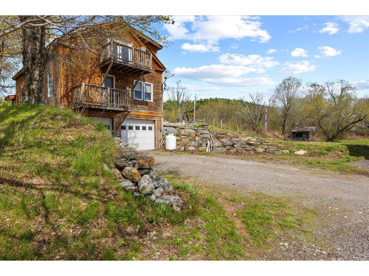 198 River Road