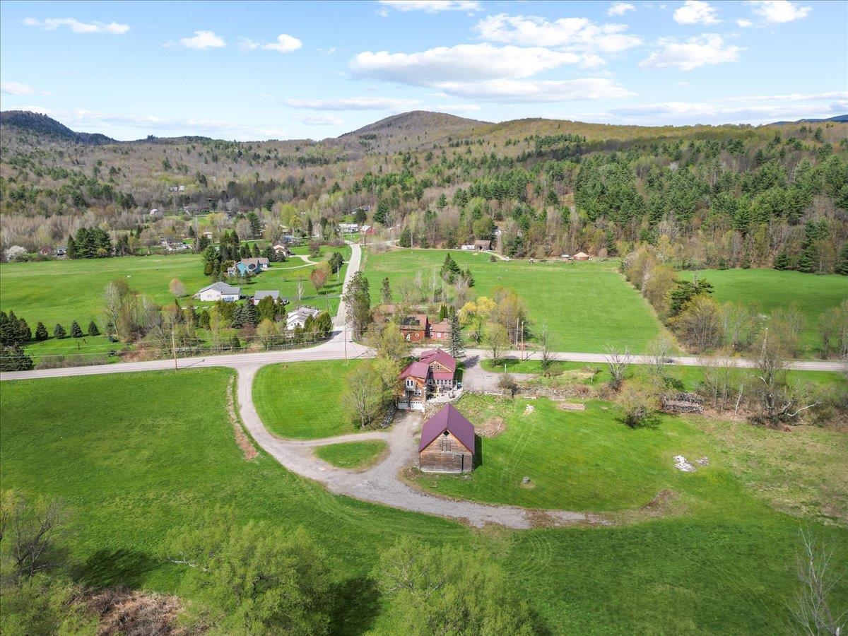 198 River Road